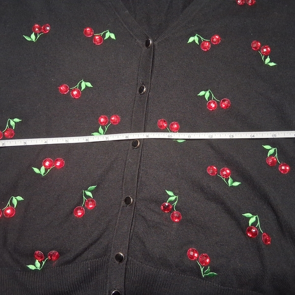 Vintage-Inspired Black and Red Sueter with Cherry Embroidery - Picture 6 of 9
